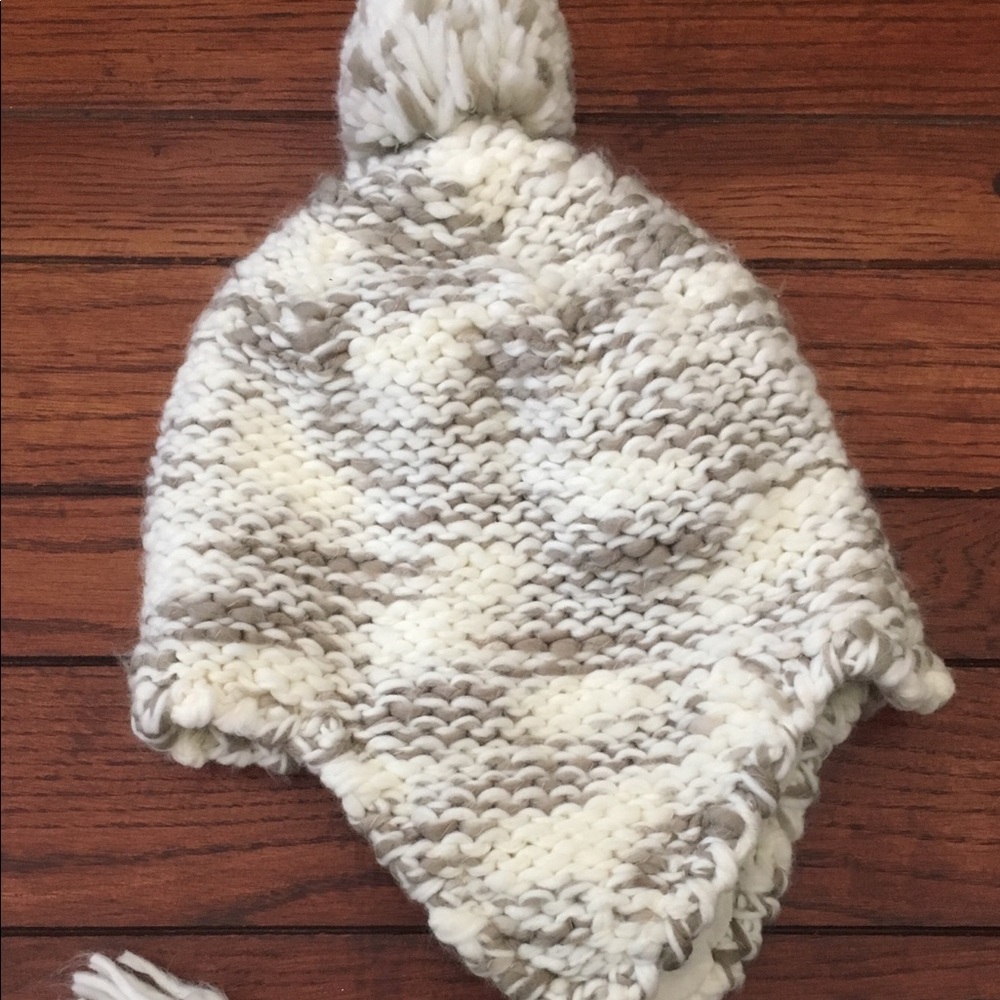 Eddie Bauer fleece lined hat